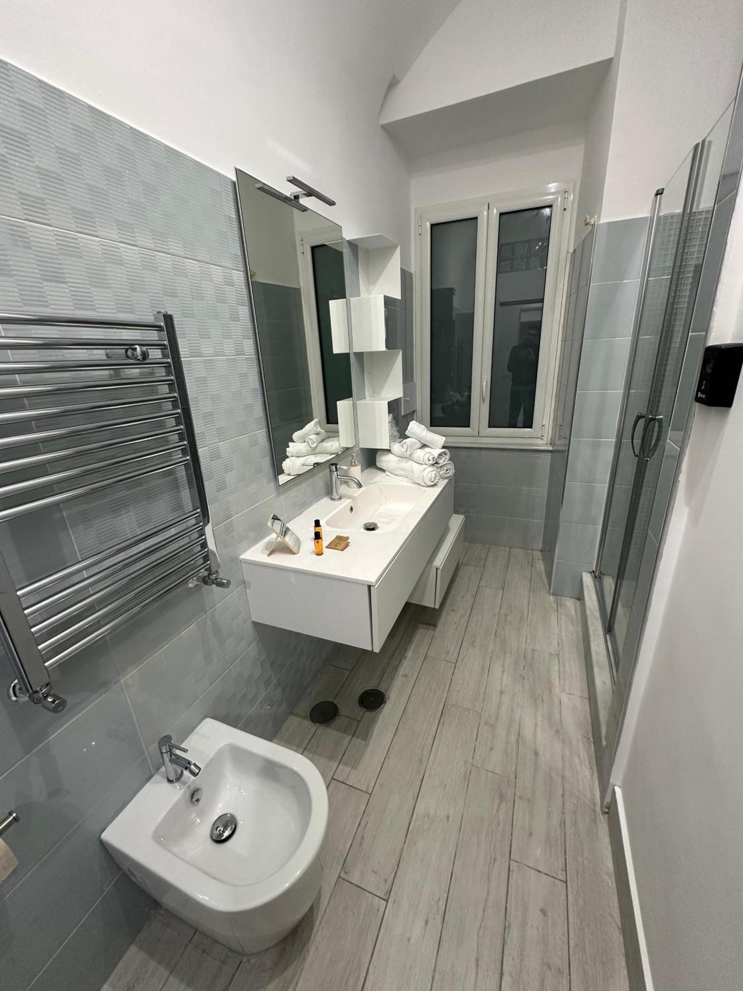 نابولي Santa Chiara Garden View B&B المظهر الخارجي الصورة