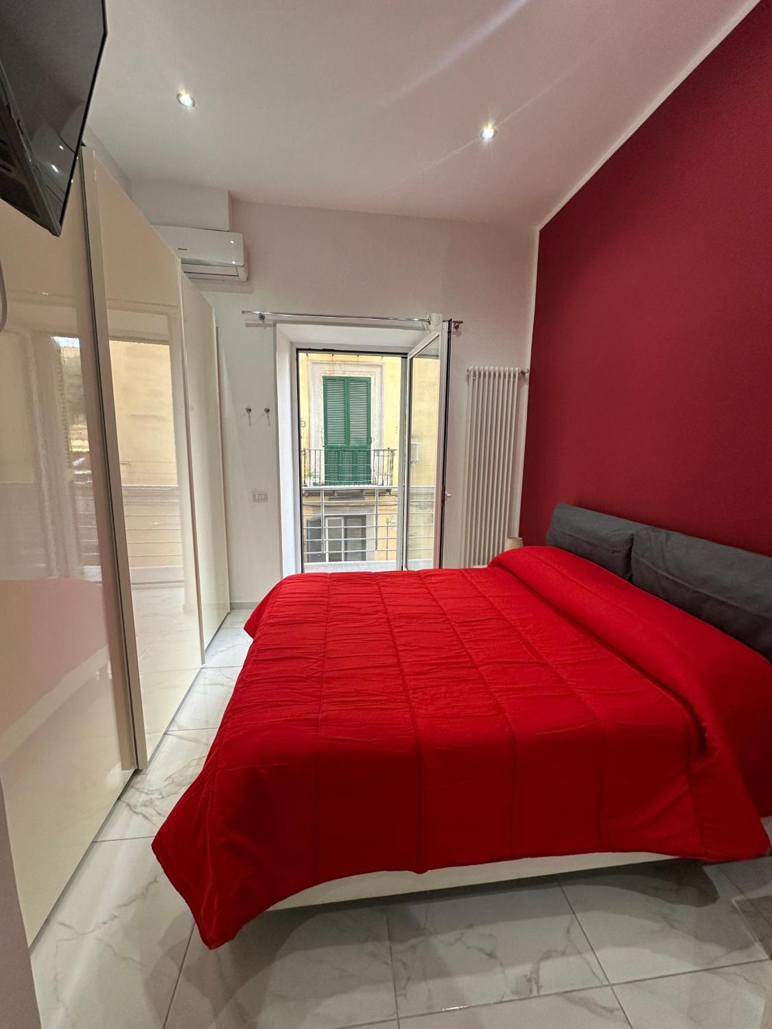 نابولي Santa Chiara Garden View B&B المظهر الخارجي الصورة